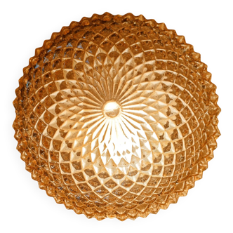 Diamond spike ceiling light in iridescent glass