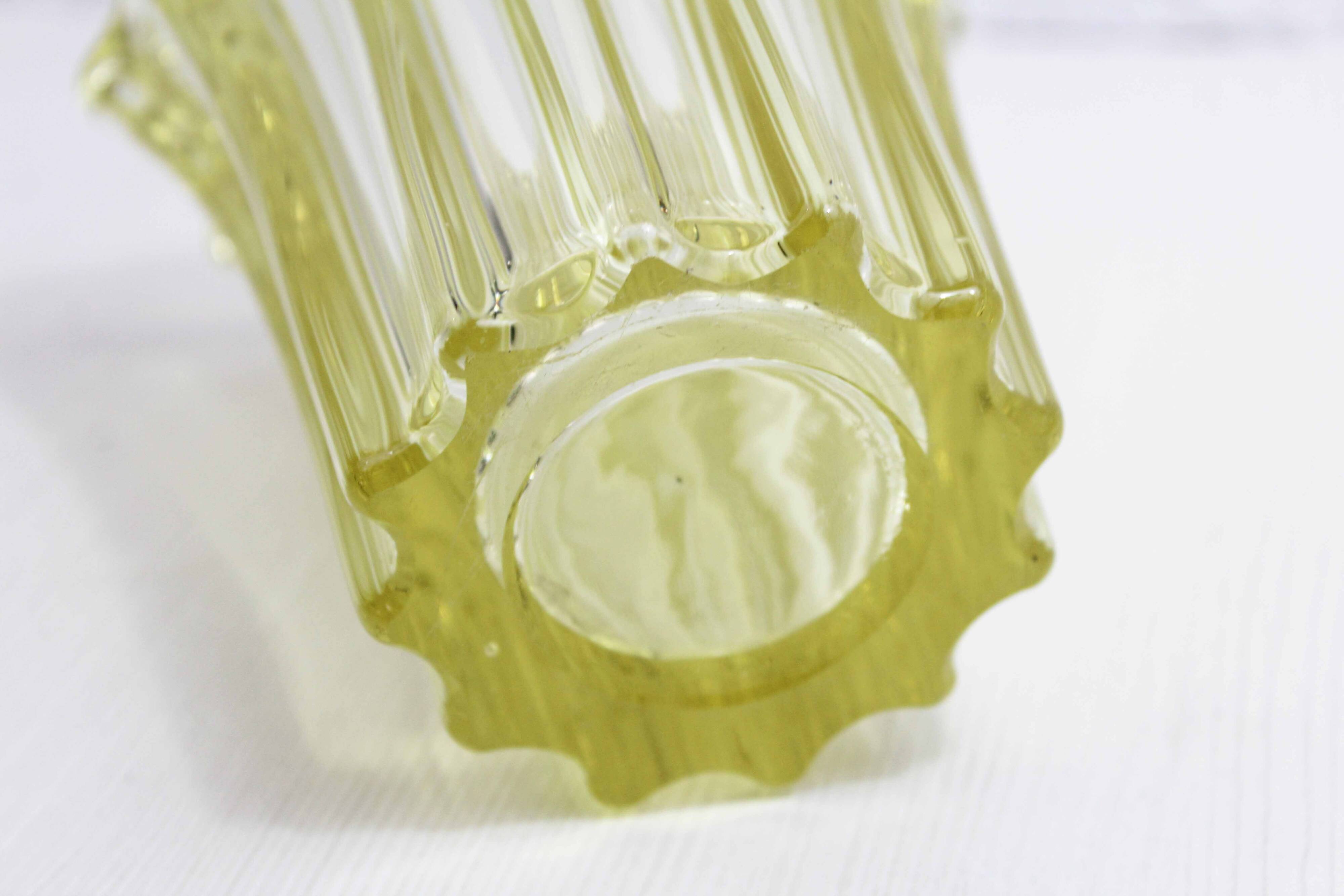 Vase Art Deco Pierre D'Avesn jaune