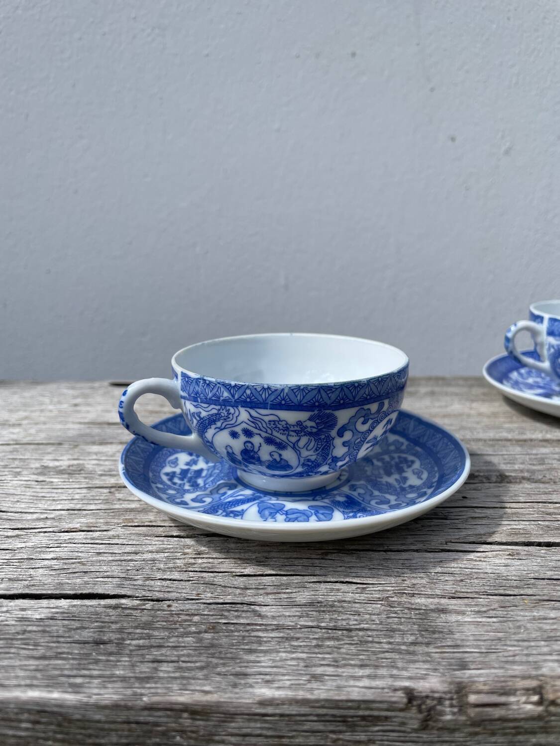 4 tasses porcelaine bleu Japon