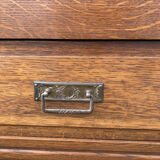 Parisian cabinet with shelves