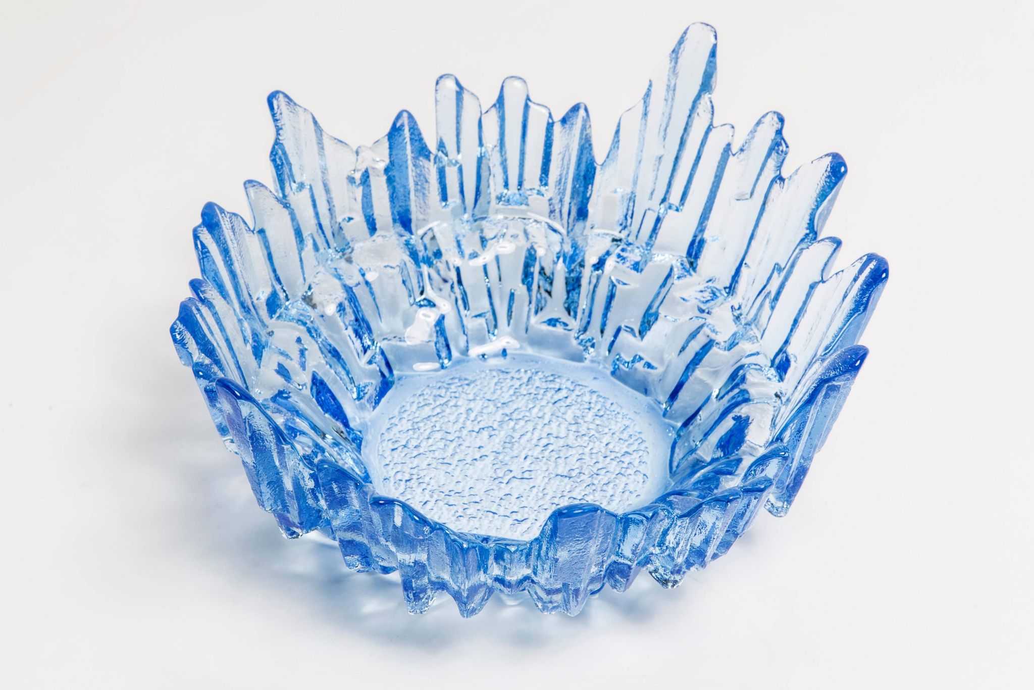 Vintage decorative plate in light blue glass, Italy, 1960s.