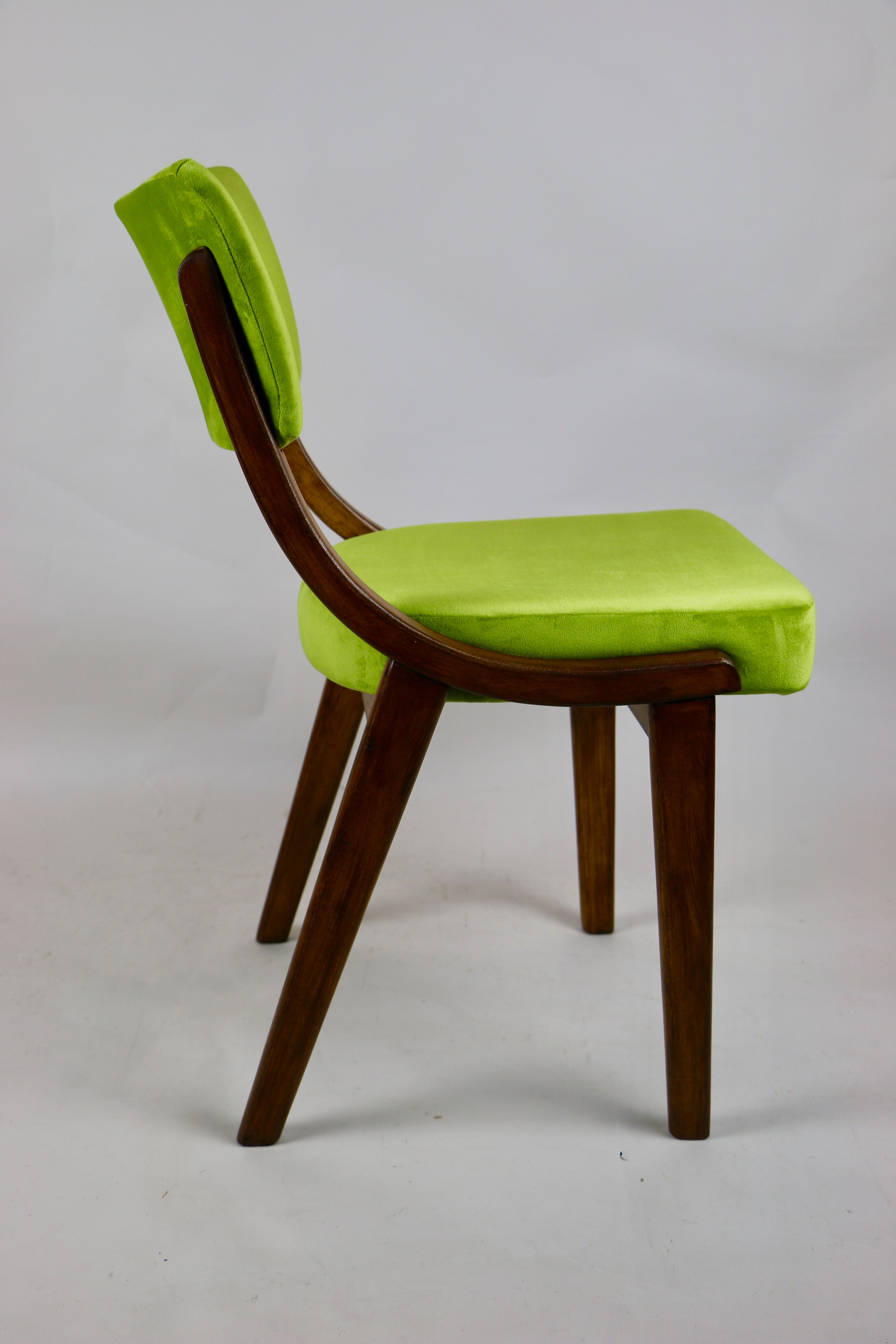Chaise verte vintage