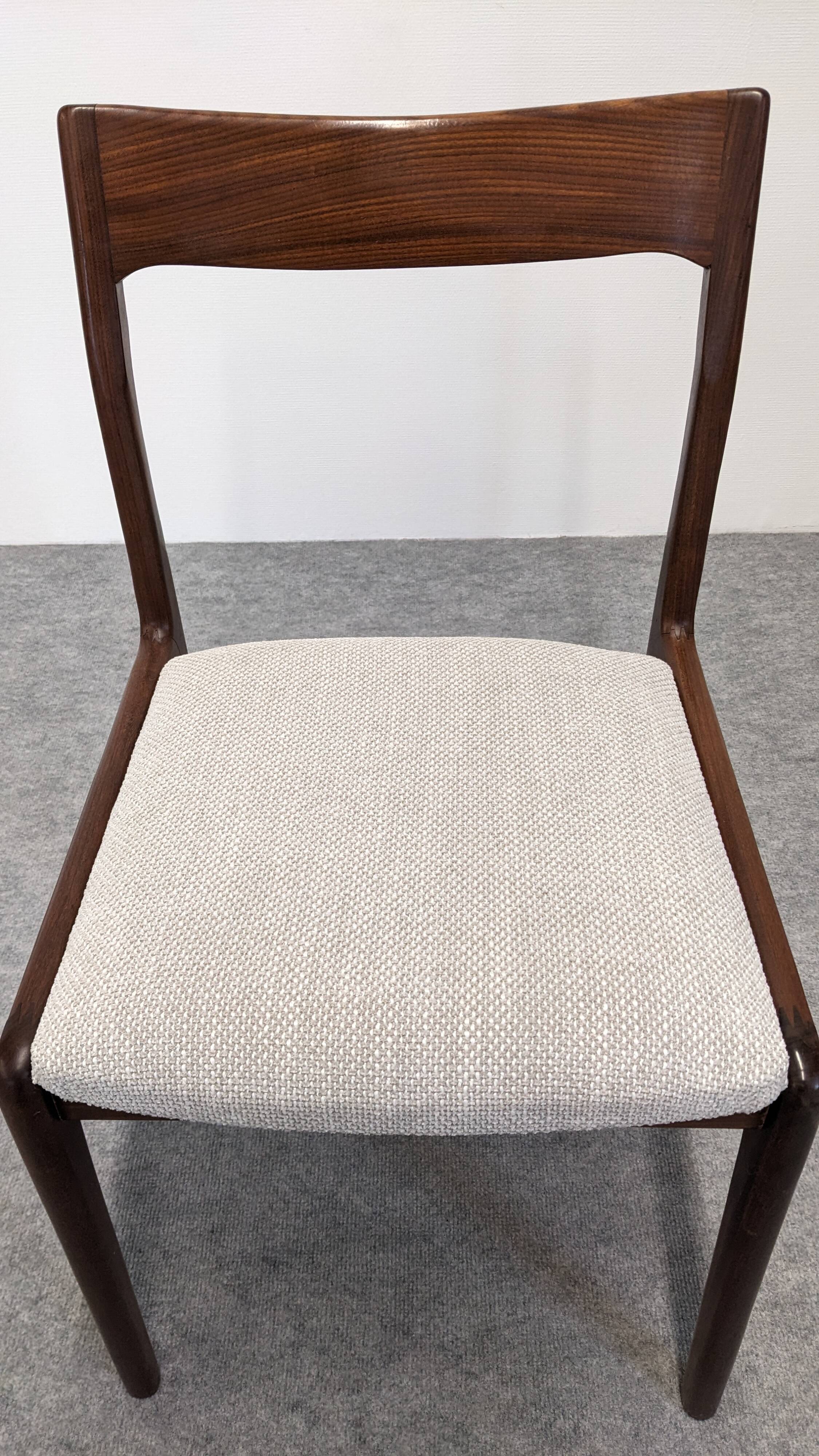 Set of 6 Scandinavian rosewood chairs circa 1970