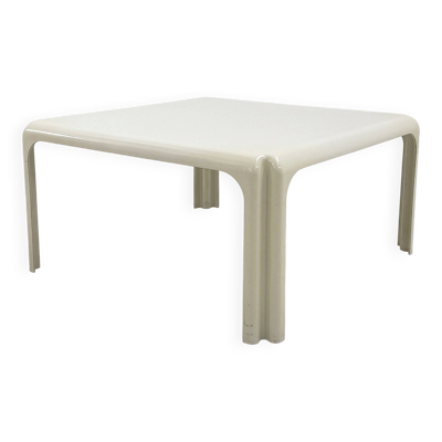 Table basse Arcadia par Vico Magistretti pour Artemide, 1970