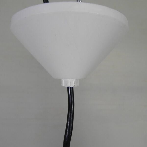 Lampe suspendue vintage avec boule en verre strié blanc, 1960s