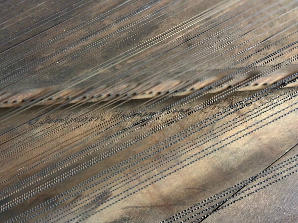 Mahogany piano table, J Jenkinson in London, before 1780.