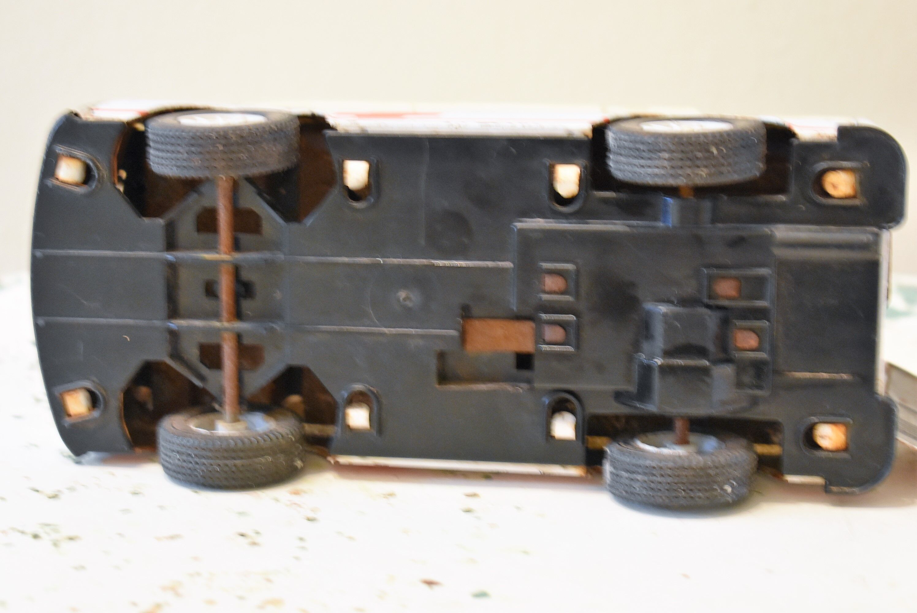 Joustra metal ambulance van