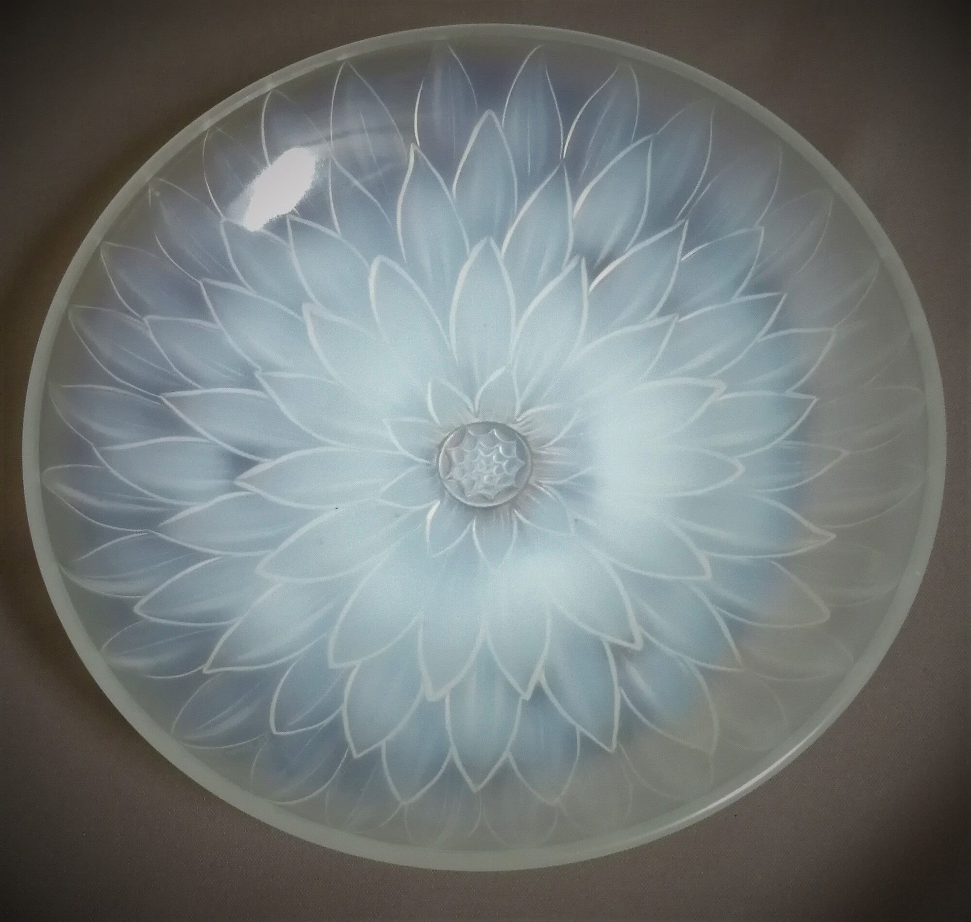 Coupe en verre opalescent  art déco etling france 145 vers 1930