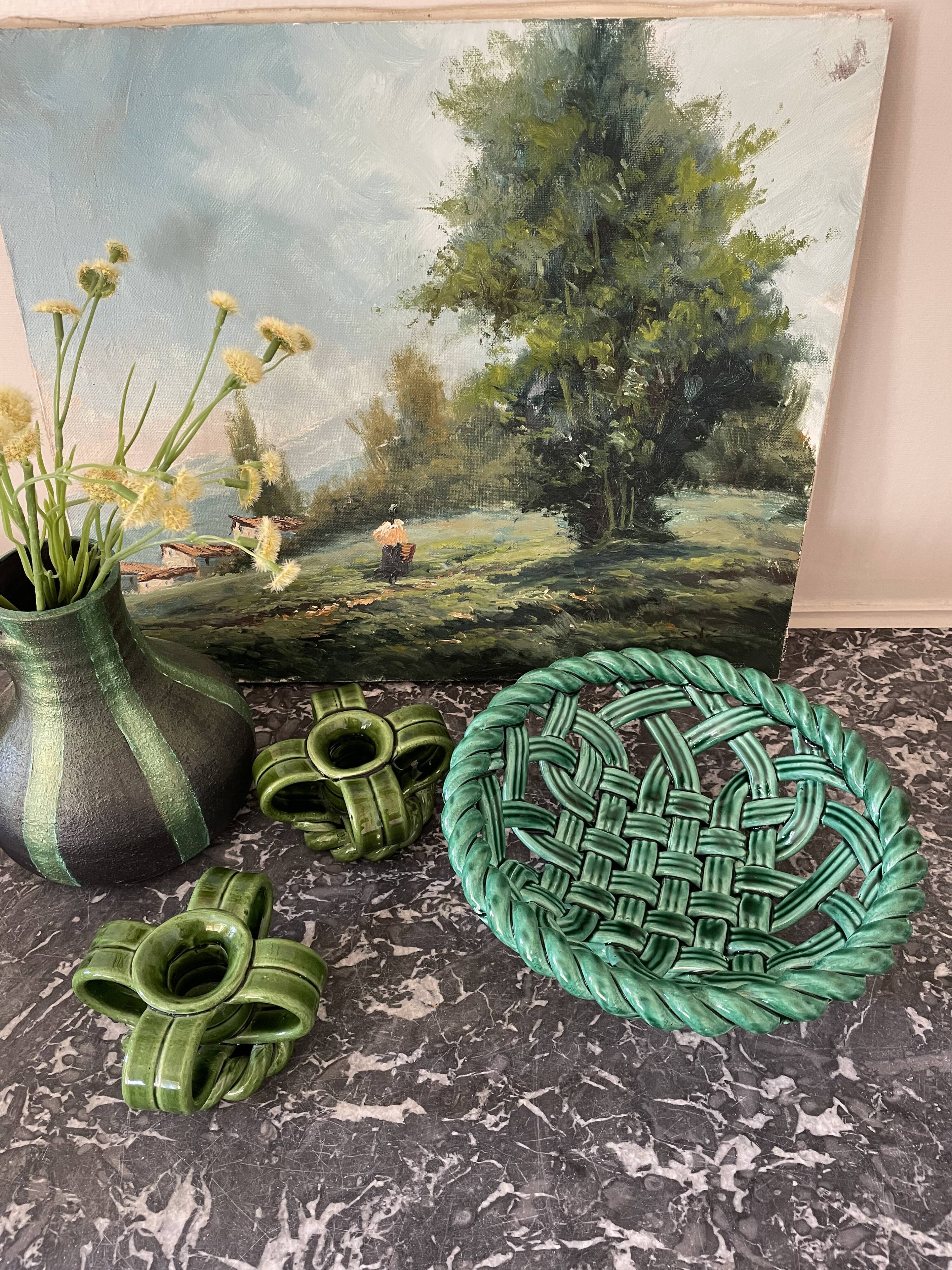 Braided earthenware basket