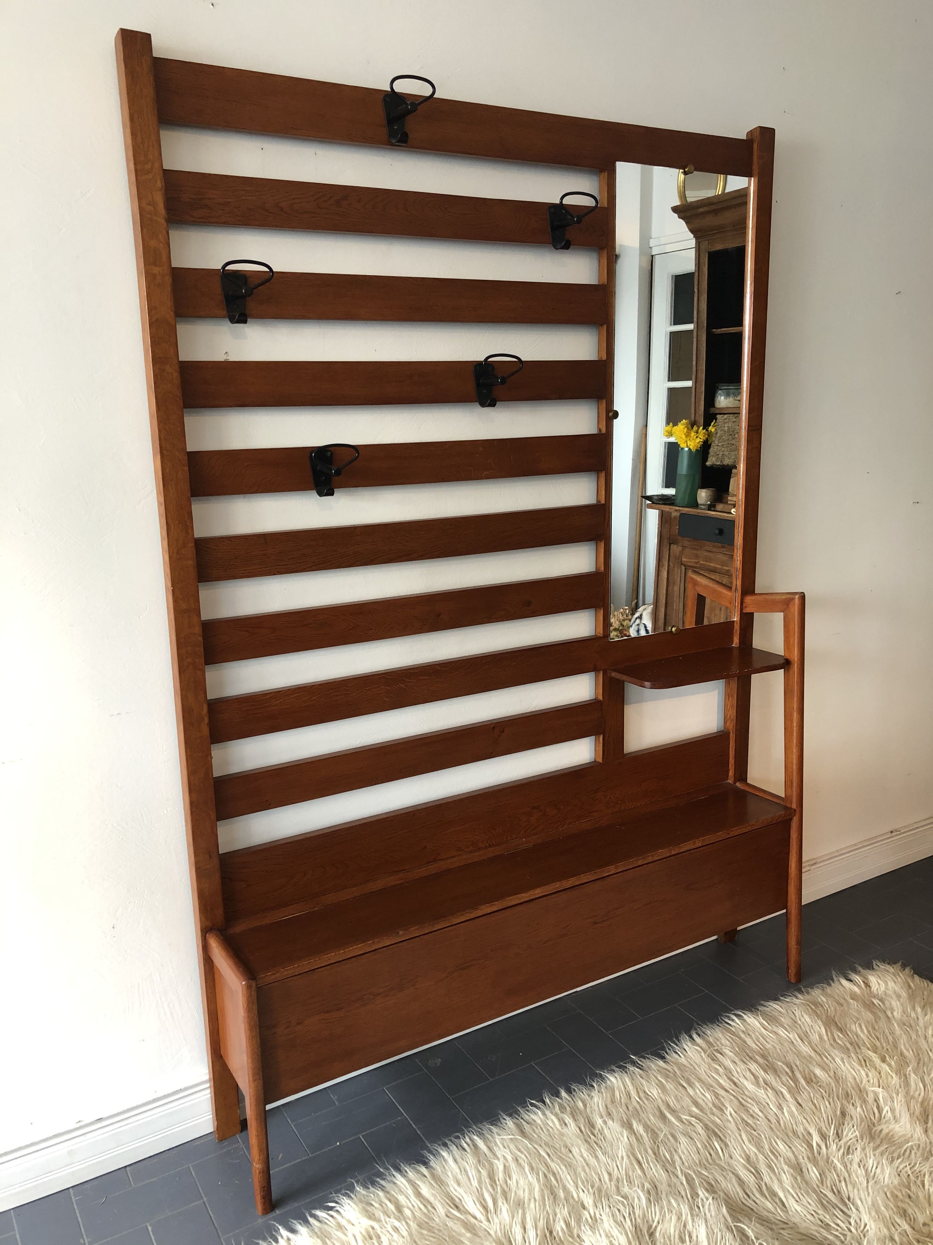 Vestiaire style scandinave, meuble d’entrée vintage