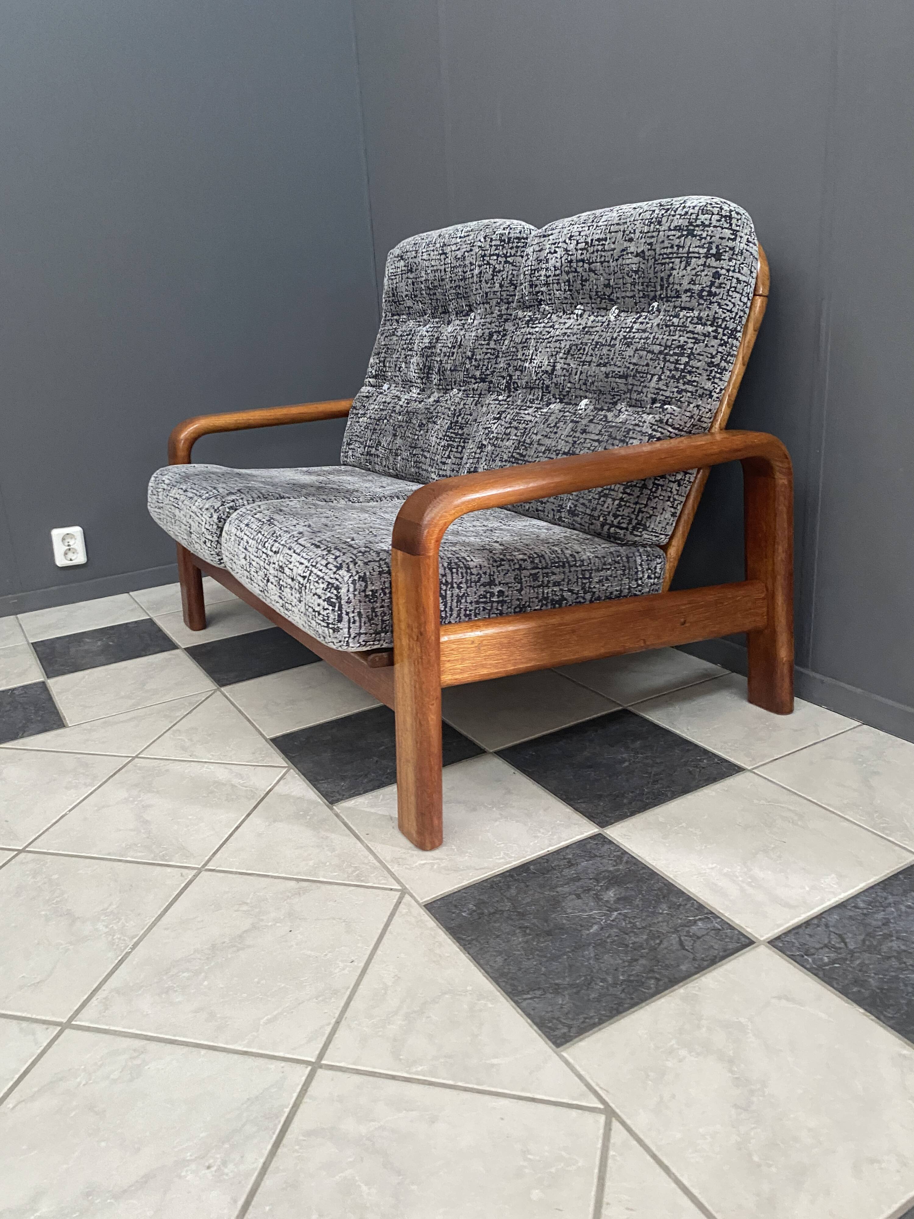 Two seat Danish Sofa by Burchardt Nielsen 1970s