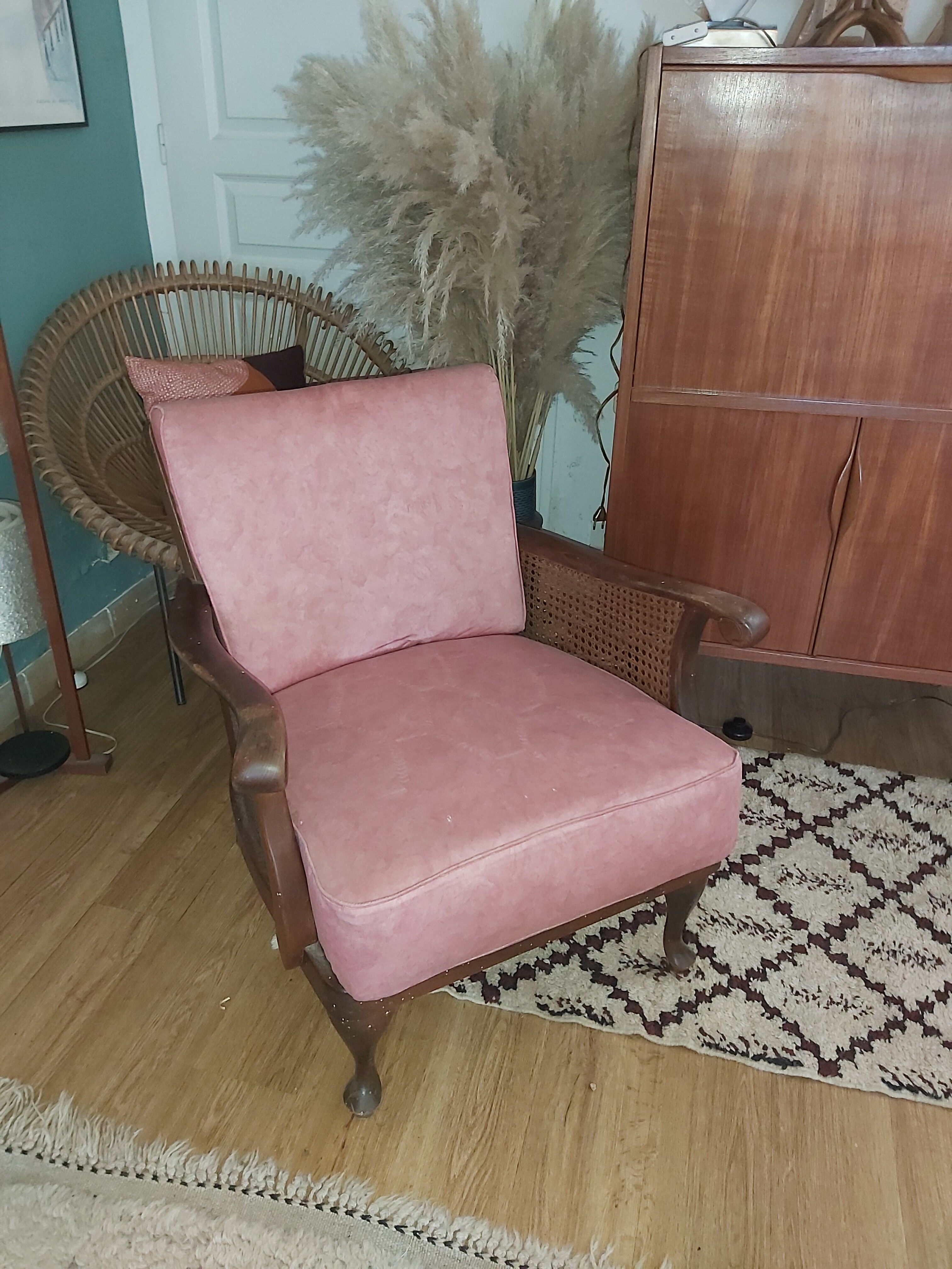 Chippendale wooden and canning armchair