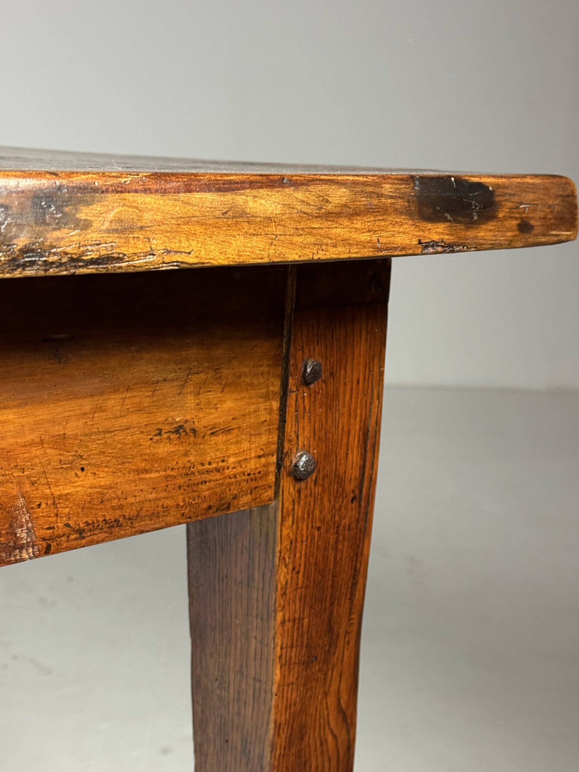 Table de ferme française de 292 cm