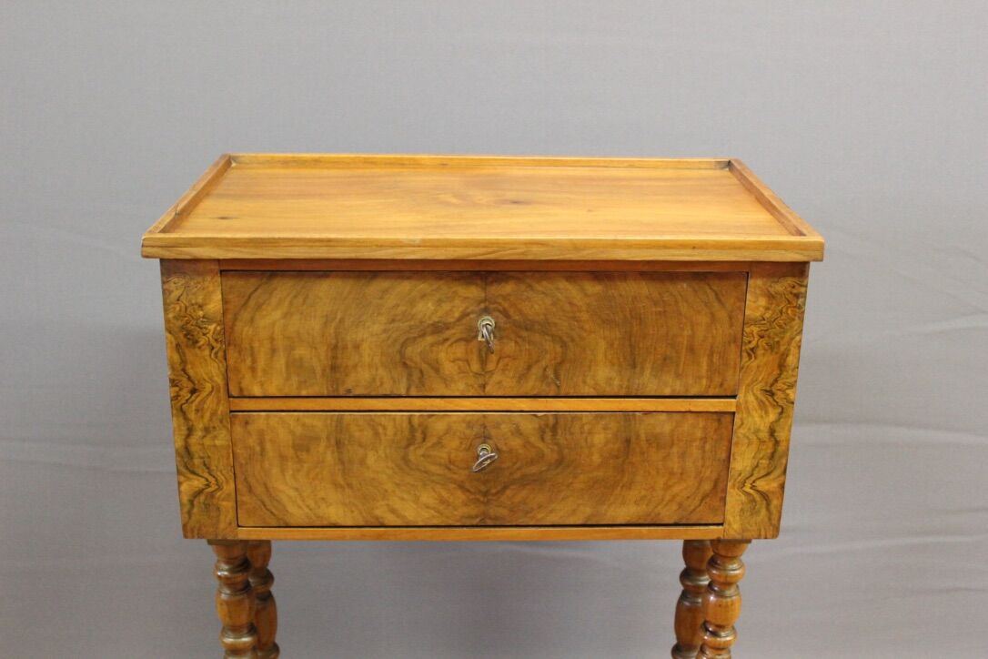 Ragnier Louis Philippe in walnut