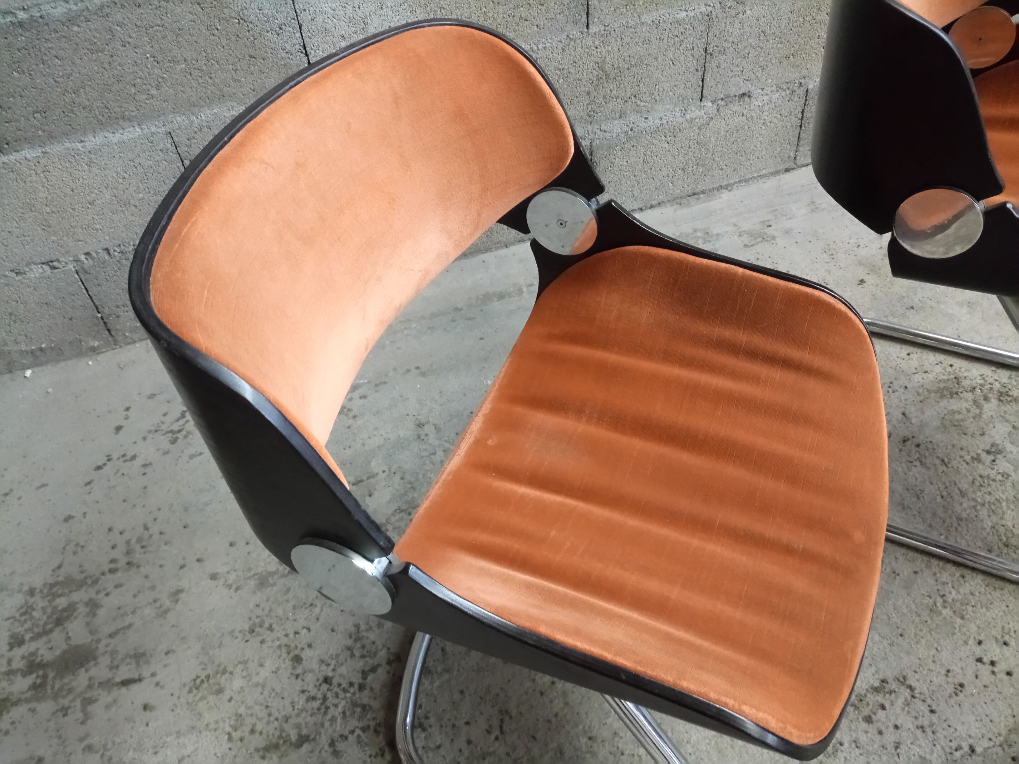 Four chairs 70