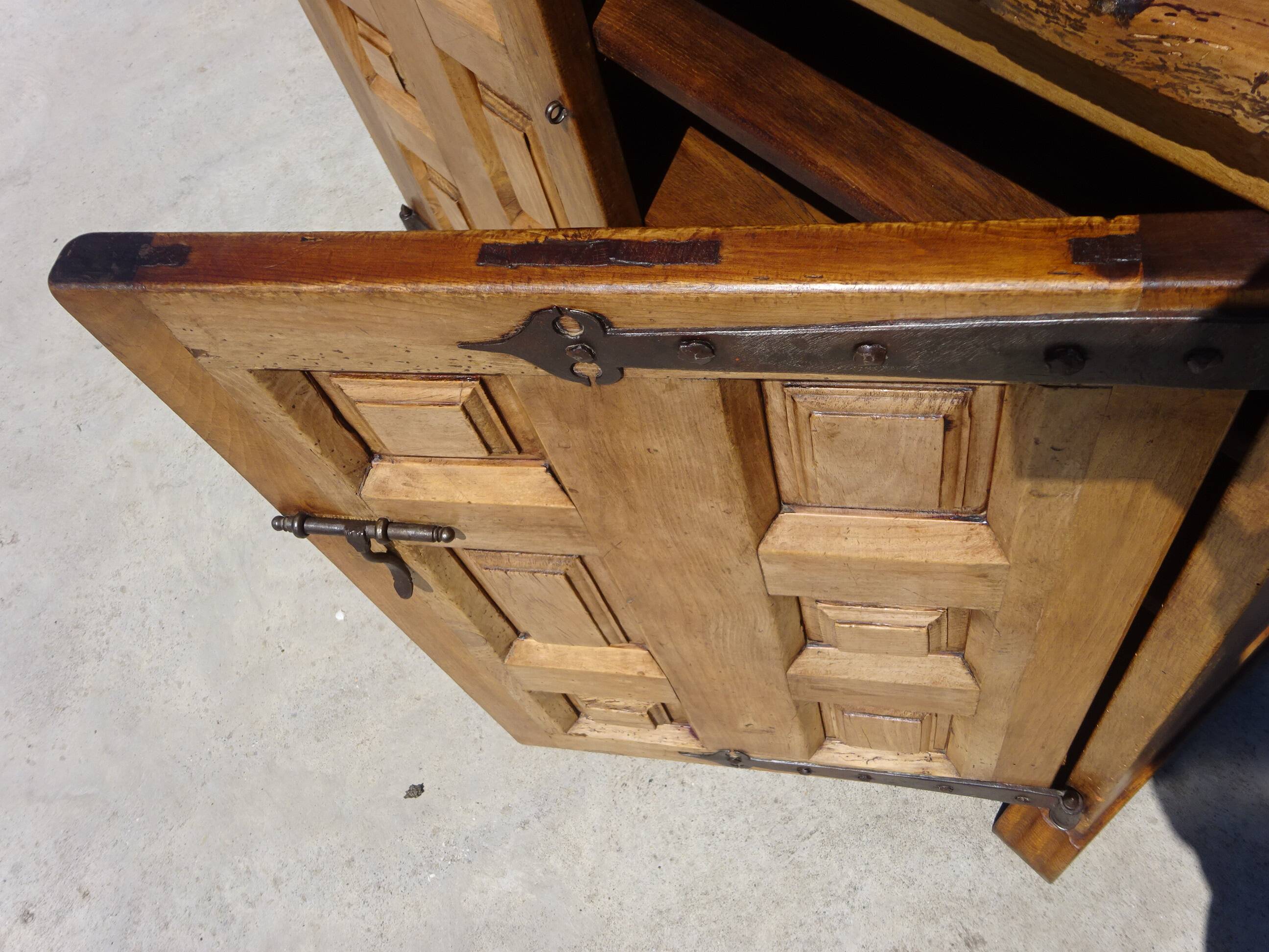 Shallow old Tuscan buffet