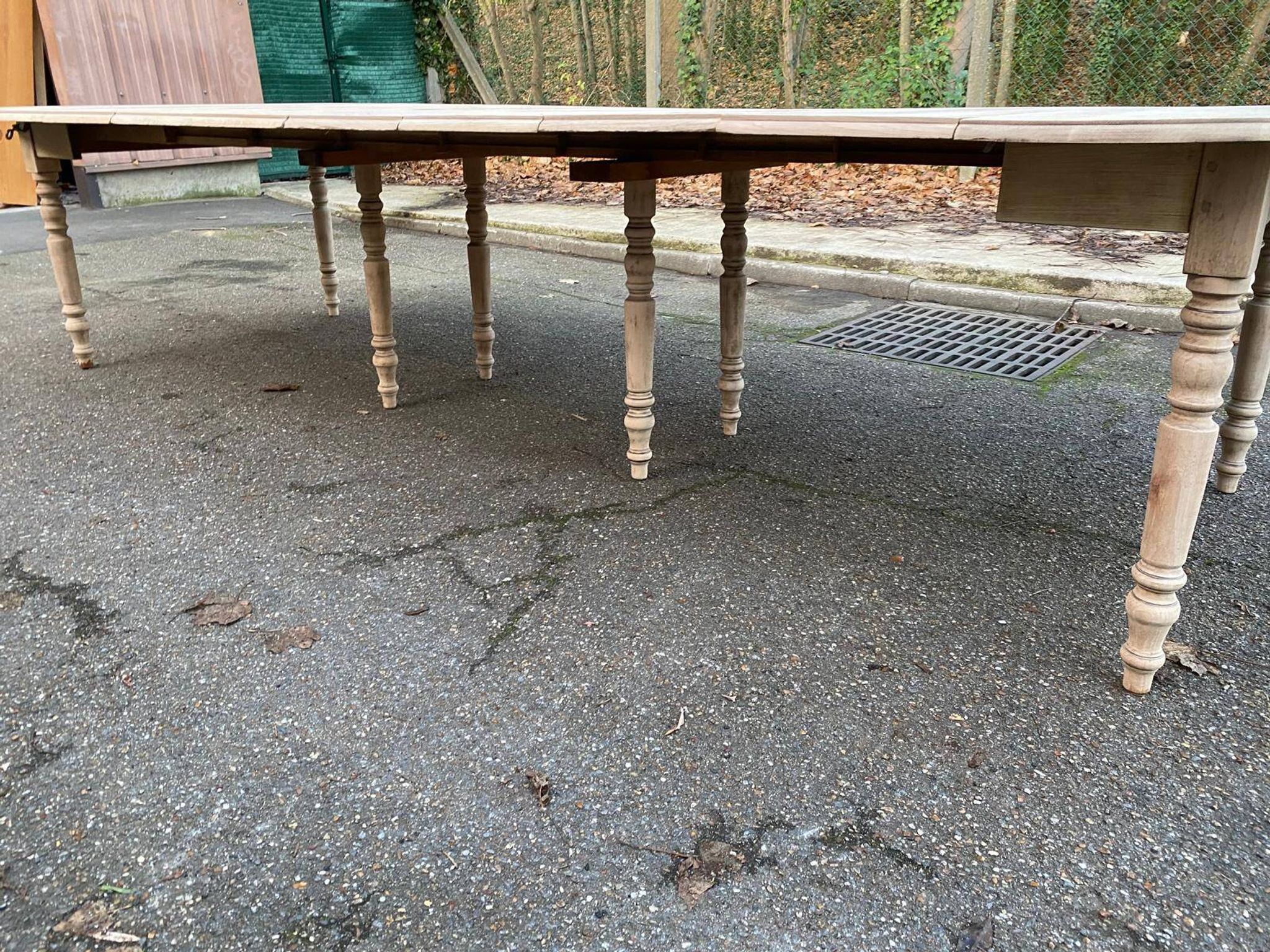 Louis Philippe extendable dining table with 8 extensions, solid oak, 19th century, 350