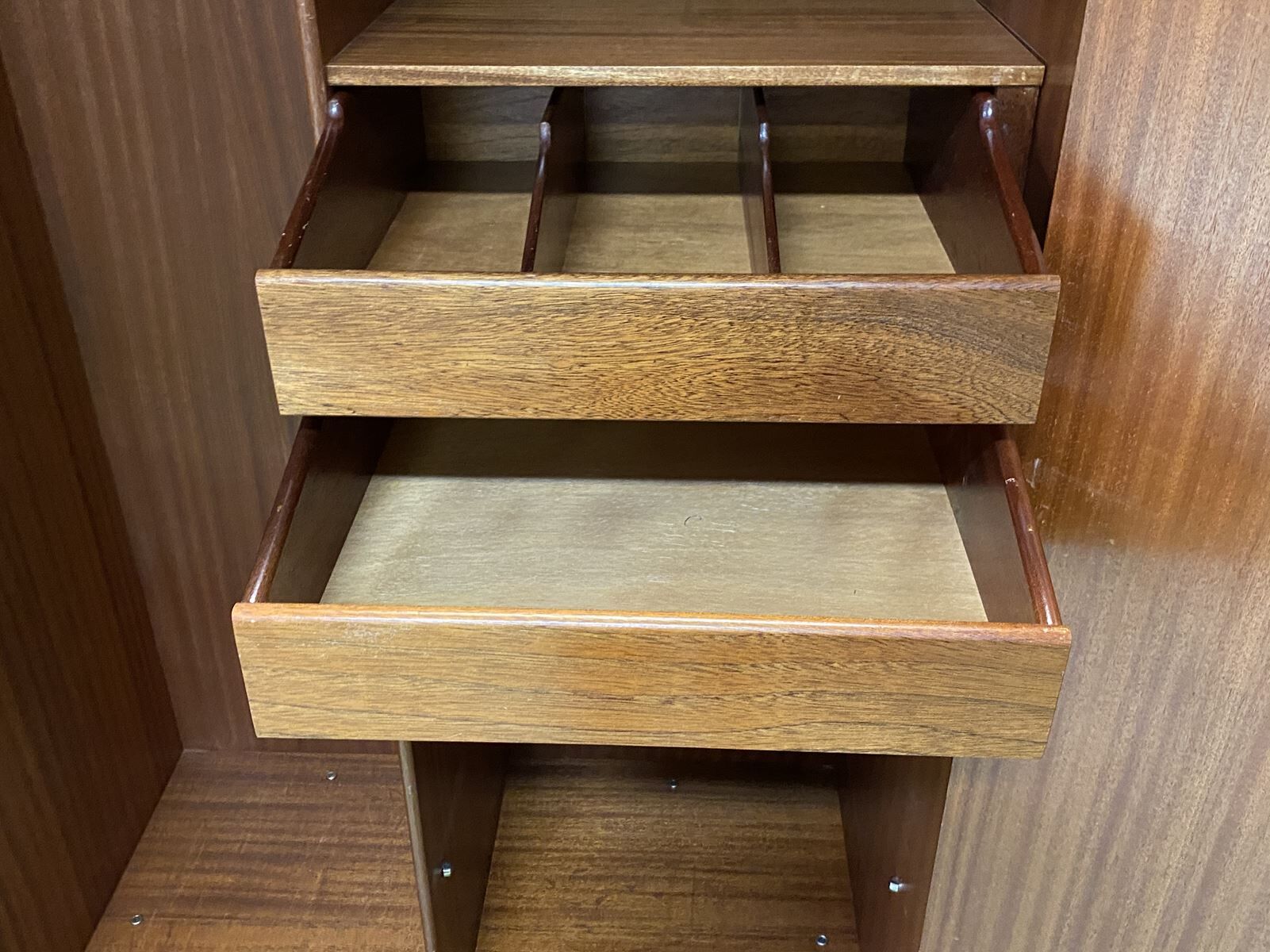 Dressing G-Plan in teak from the 70s