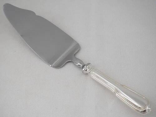 Christofle Chinon Filet, cutting pie server in silver-plated metal, in excellent condition.