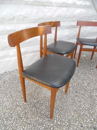 Set of 4 Hans Olsen Scandinavian chairs