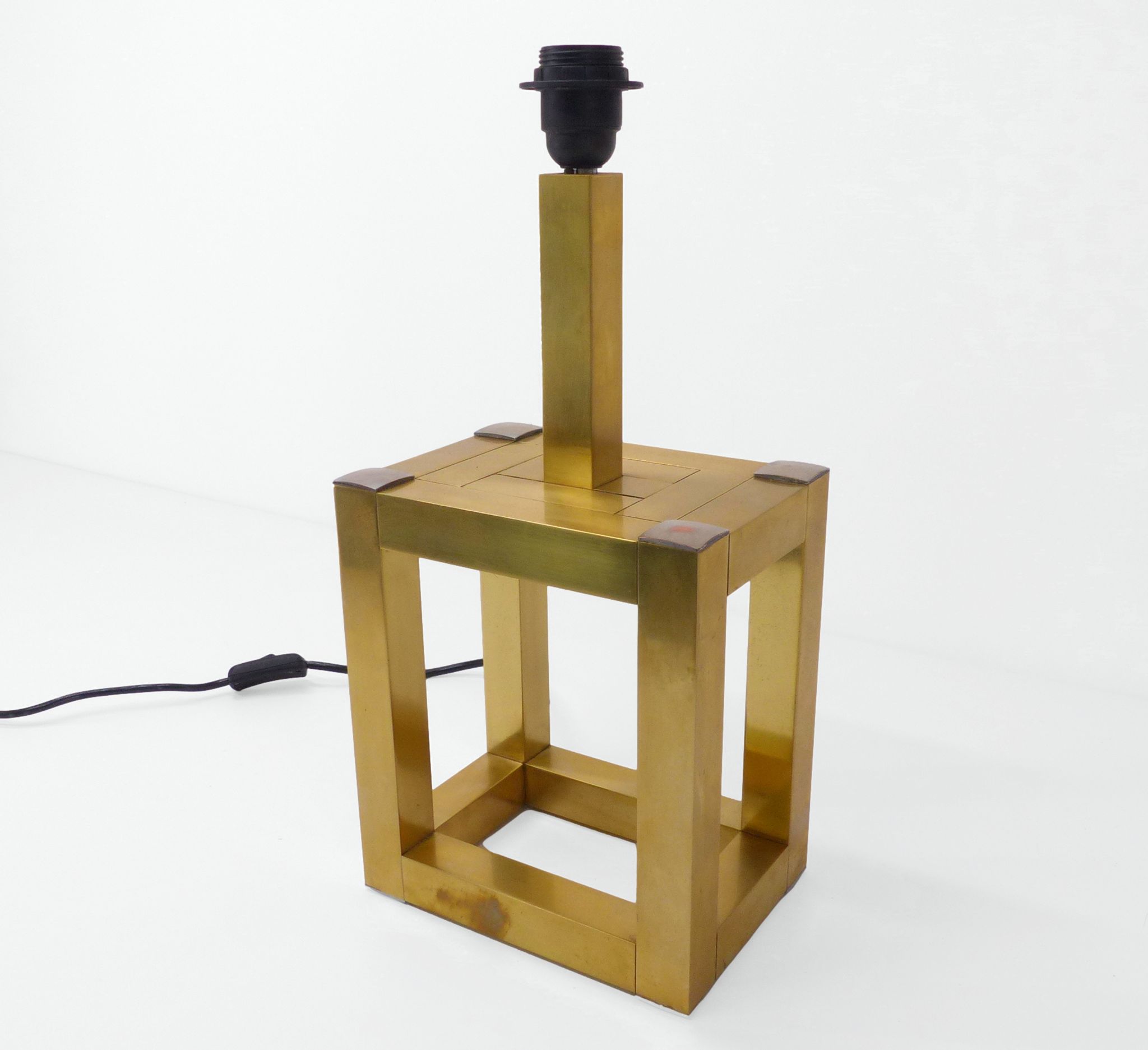 Lampe de table cubique en laiton 1980