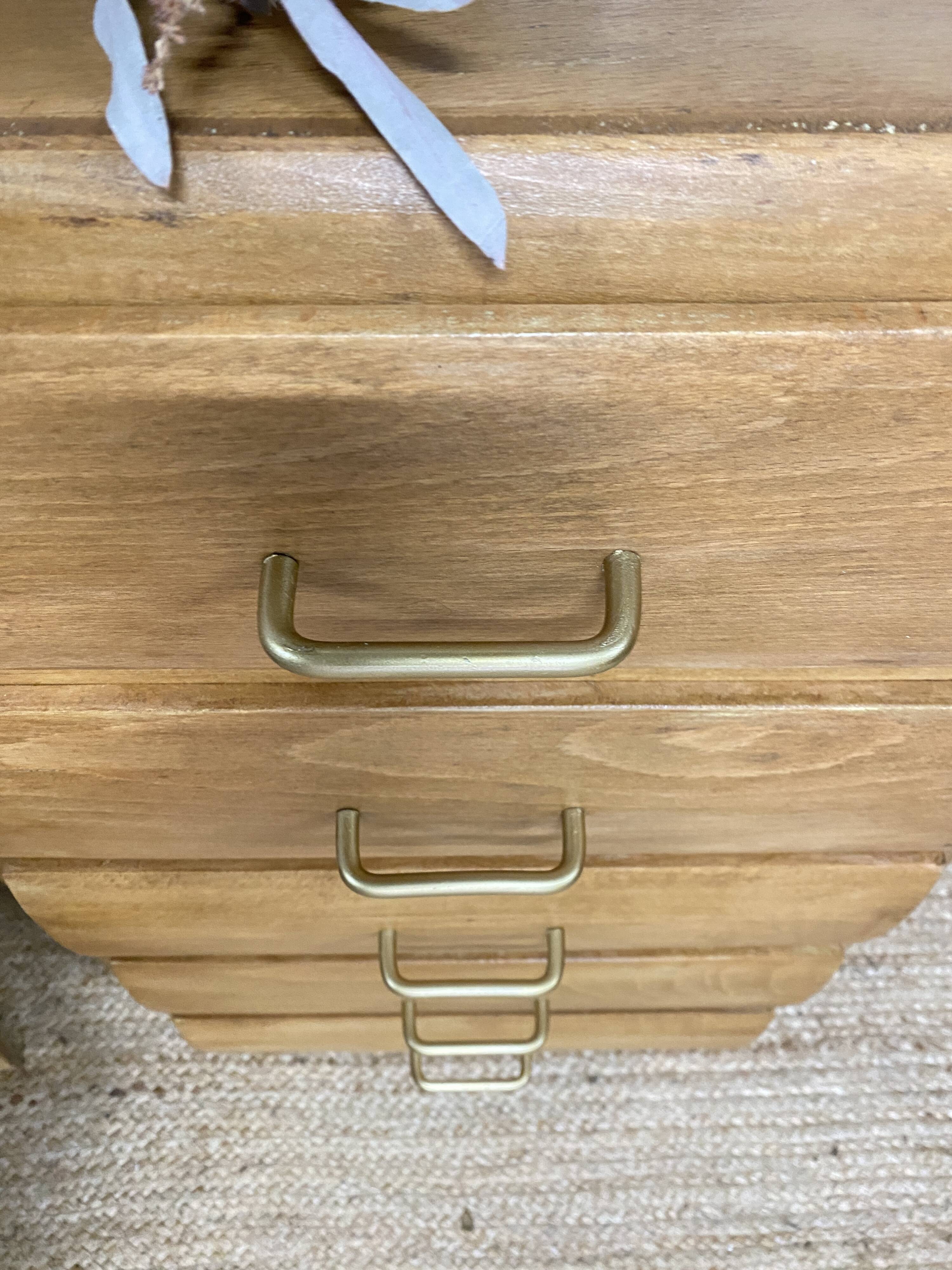 vintage chest of drawers