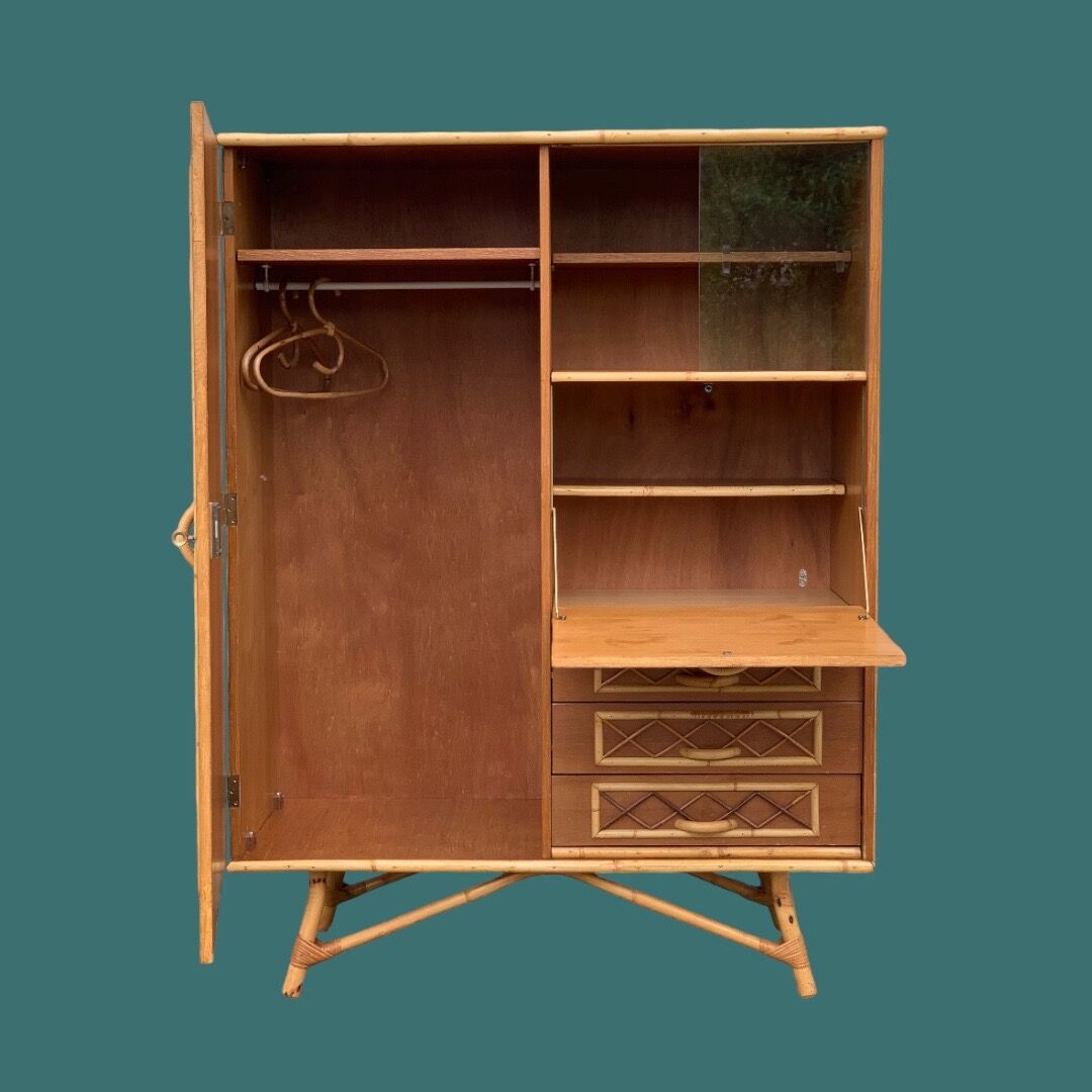 Rattan wardrobe with tapered legs from the 1960s.