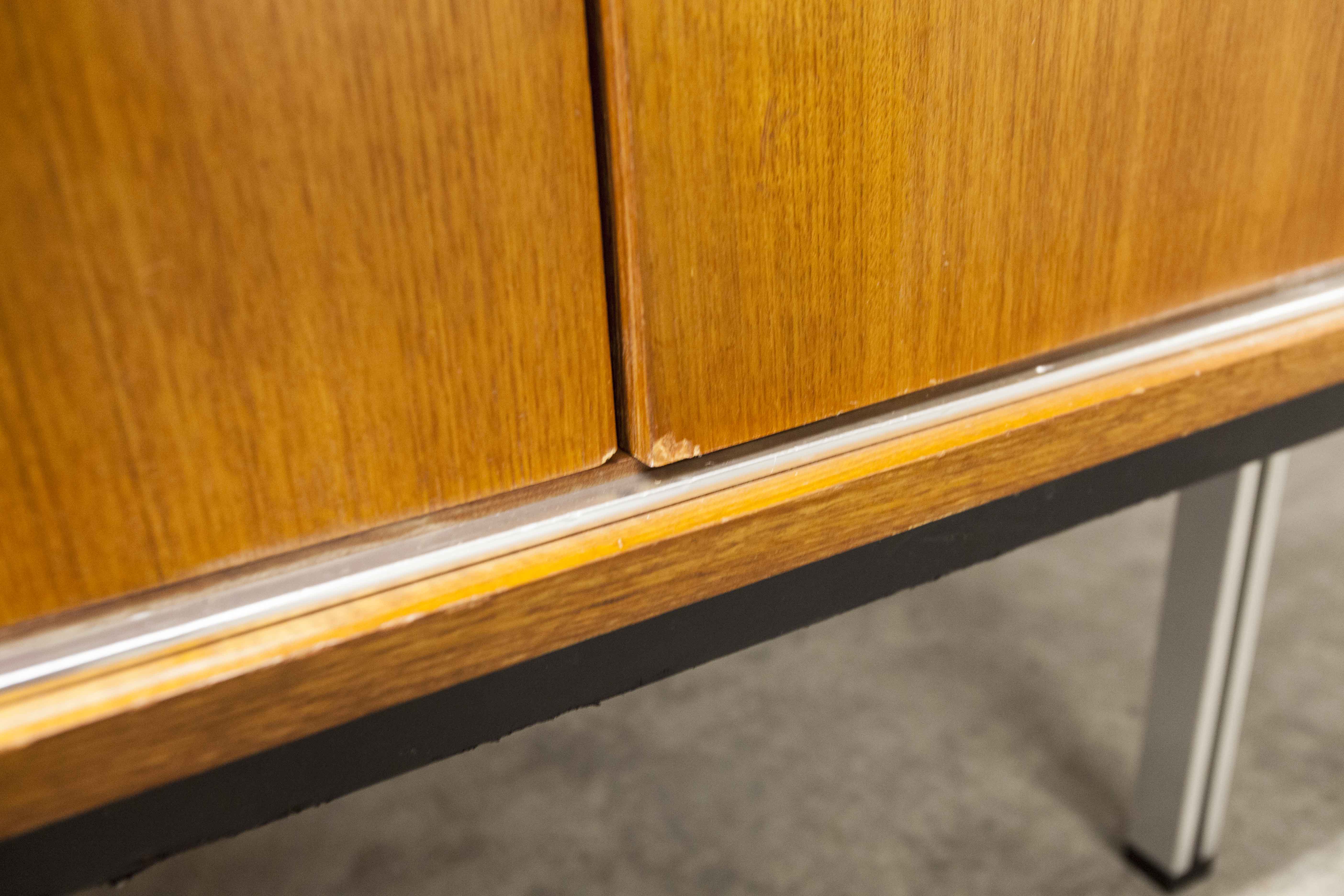 Wardrobe 1970 teak 4 doors half wardrobe half shelf 182 cm