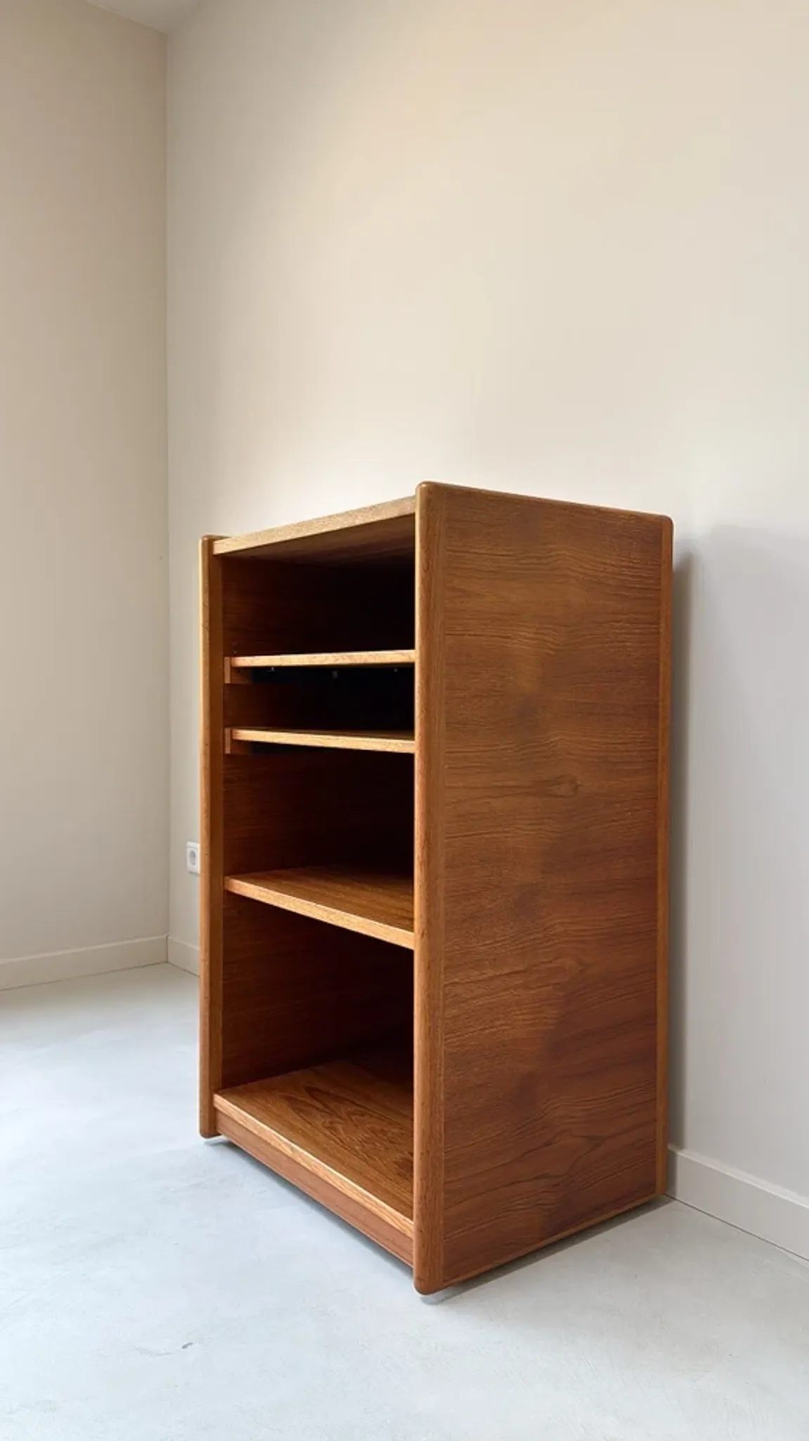 Vintage Danish teak Storage cabinet (audio or record cabinet)
