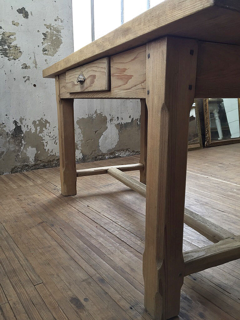 Farm table / work in pine