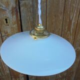 White opaline suspension complete with claw wire, socket and ceiling light