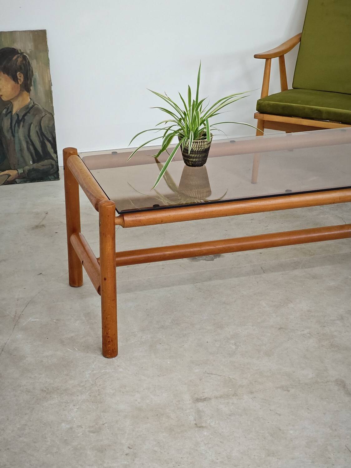 Table basse style chalet bois massif et verre  République Tchèque 1970