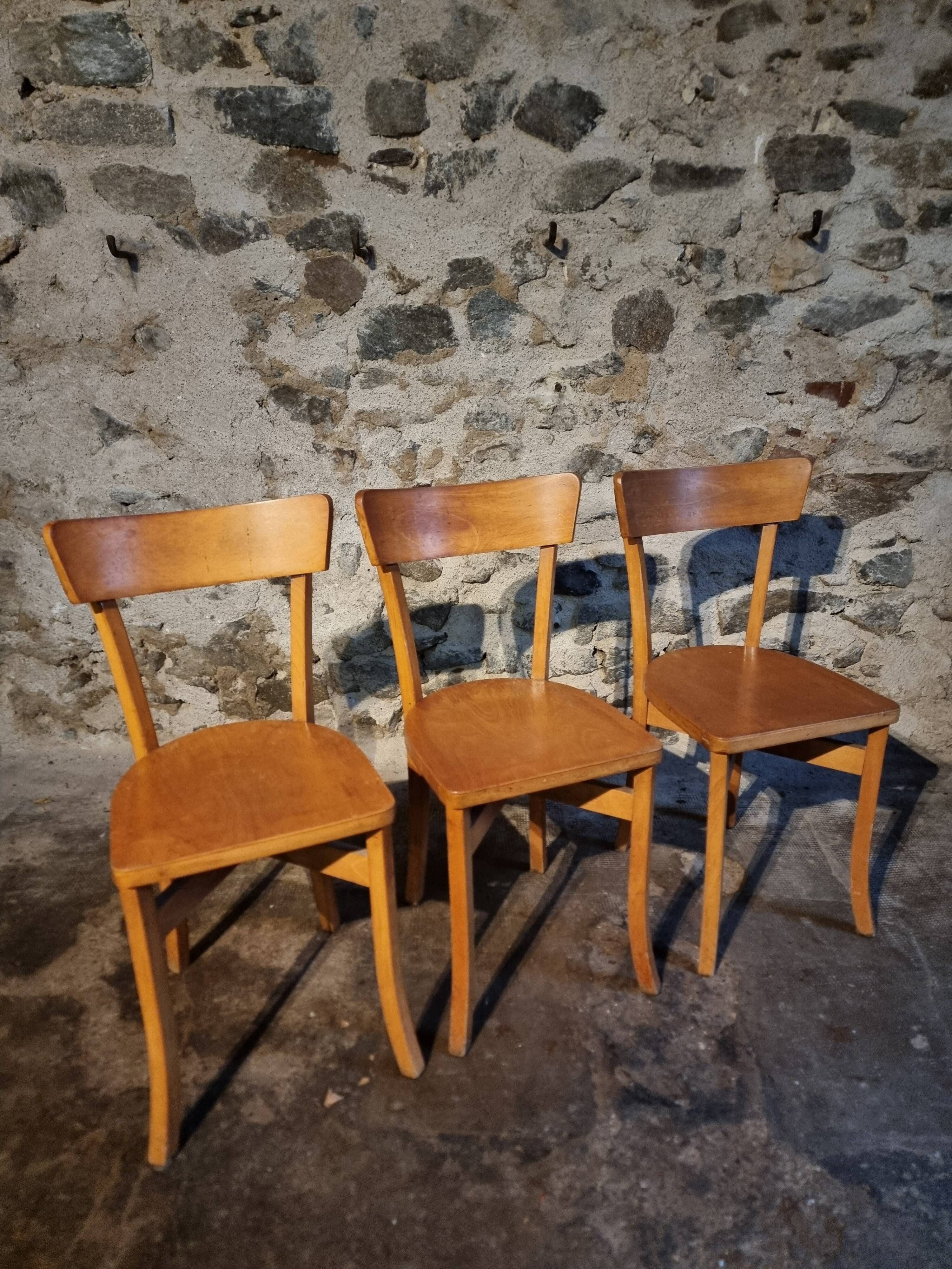 Vintage French bistro chairs in beech – Set of 3, 1950s café chairs