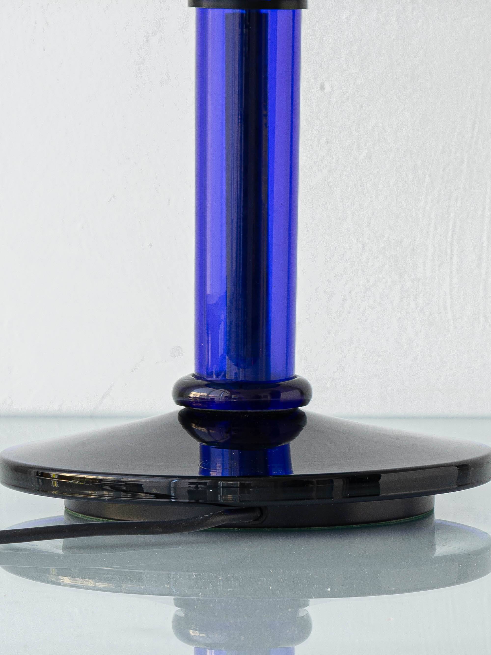 Gae Aulenti pour la lampe de table en verre de Murano Vistosi, 'Neverrino' Murrine bleu-vert