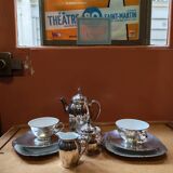 Breakfast set with tea or coffee in porcelain.