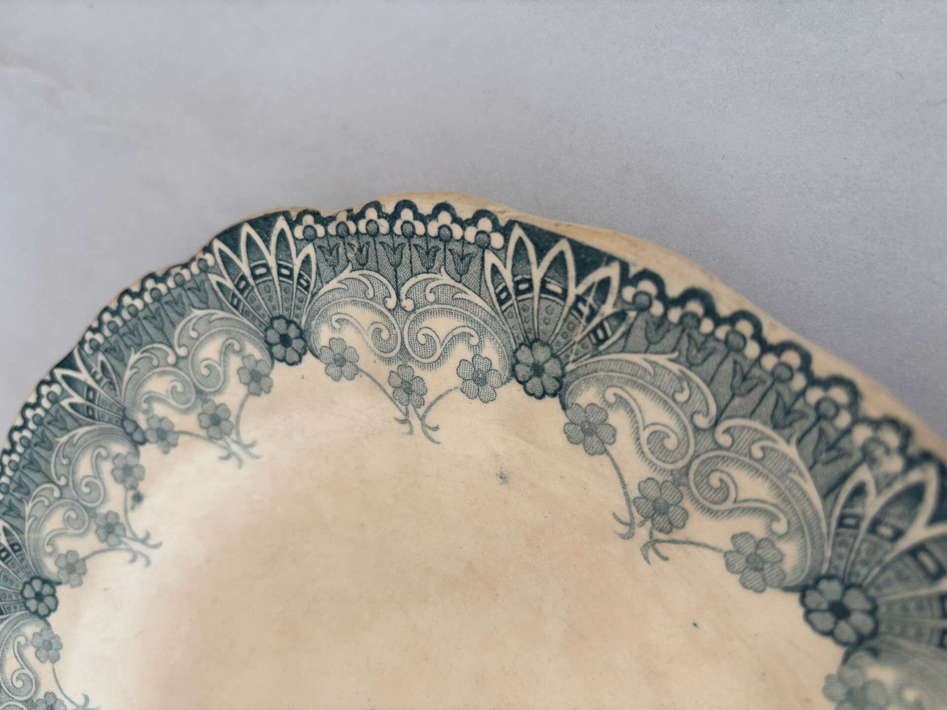 Old ironstone plate from Choisy-le-Roi, Hte Boulenger and Co.
