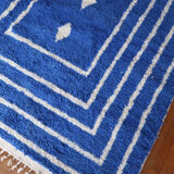 Klein blue and white Moroccan Berber rug