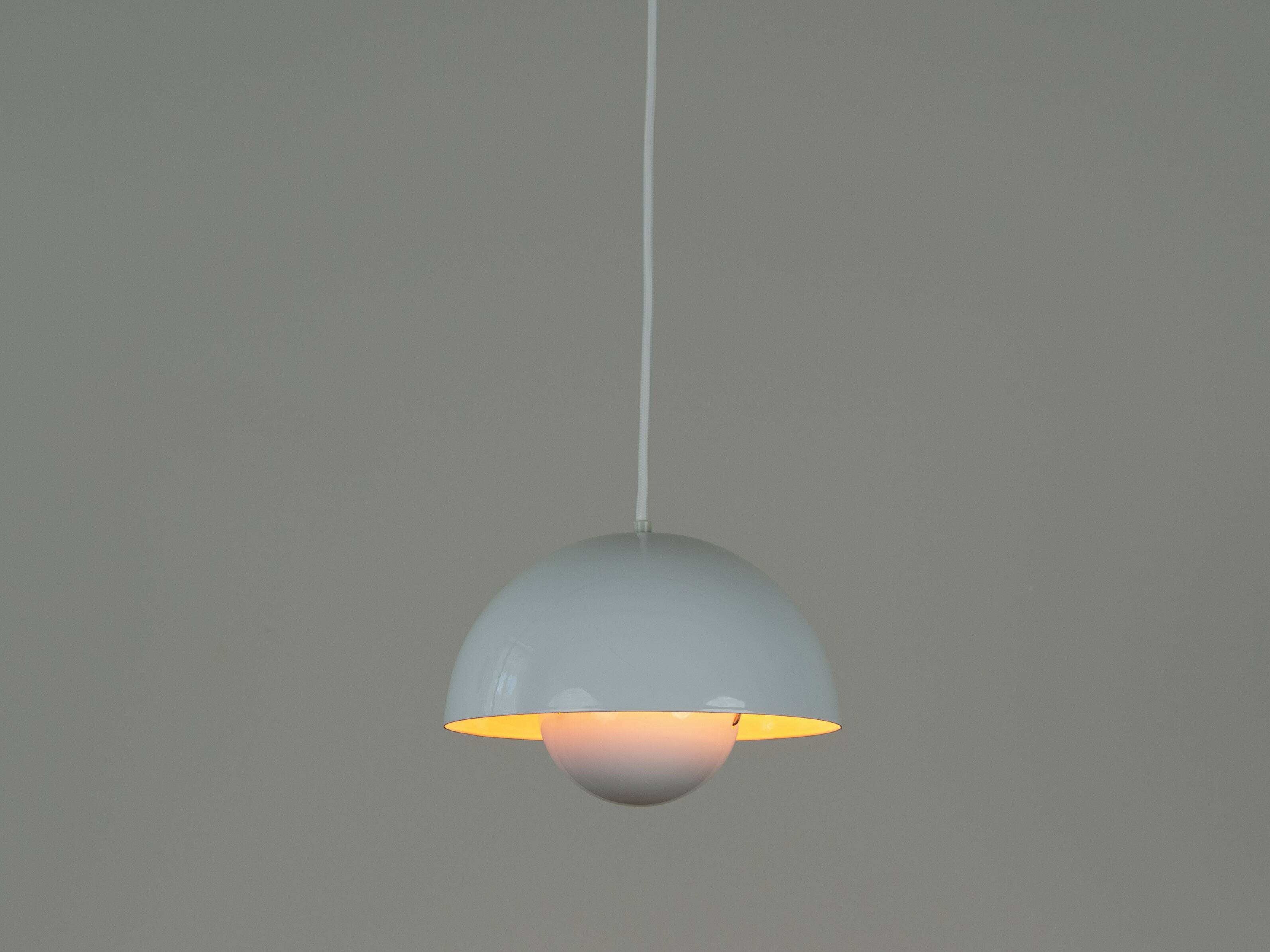 Pair of 2 Flowerpot lamps from Denmark by Verner Panton, Louis Poulsen, 1968