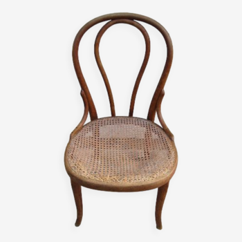 Antique Thonet chair in bentwood and canning