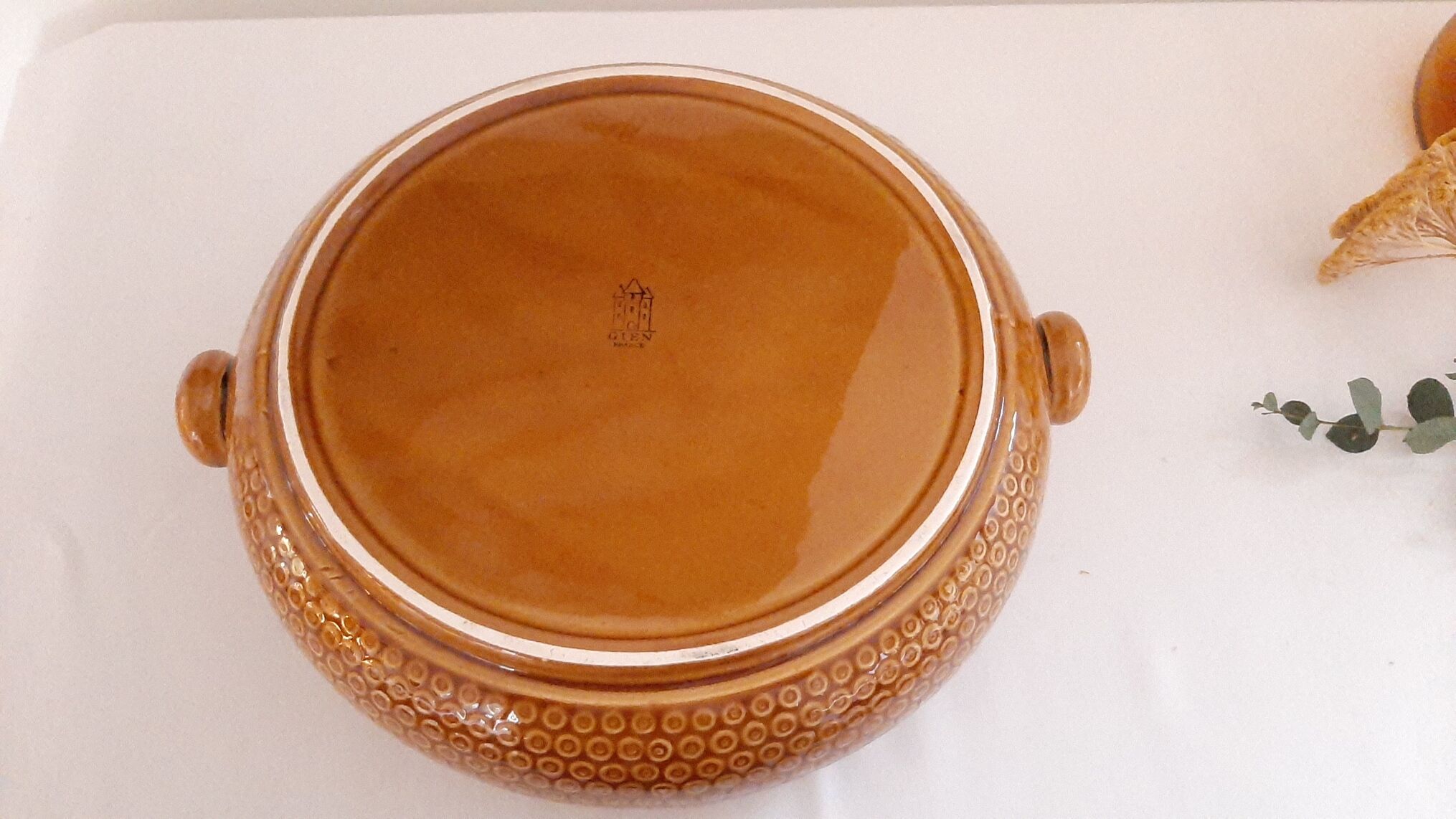 Soupière légumier vintage faïencerie Gien ambre