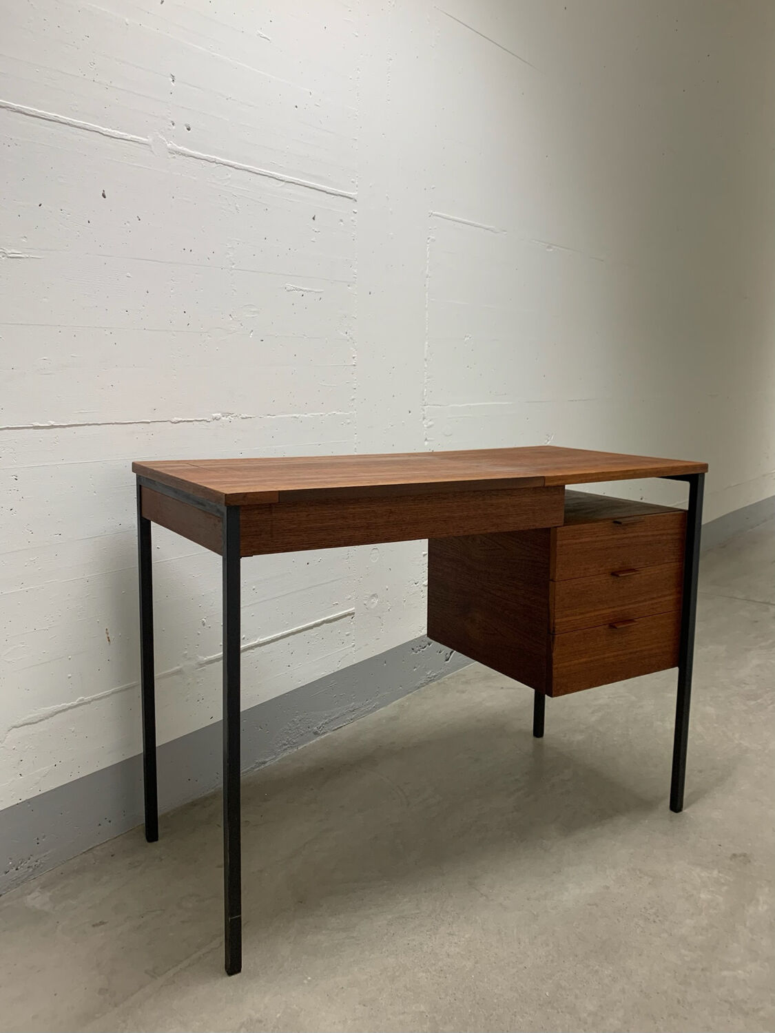 Scandinavian desk in teak & metal 1960s
