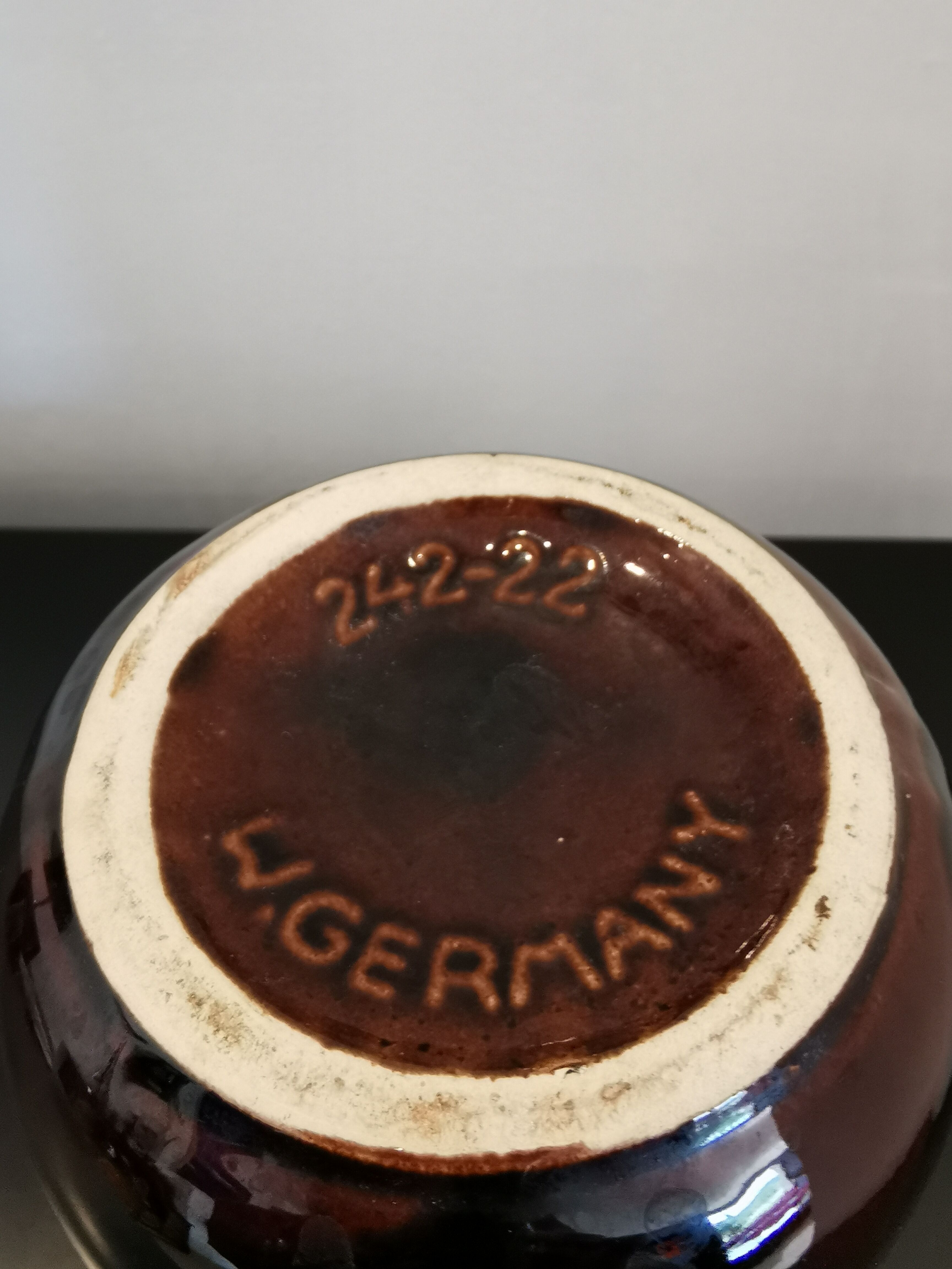 West Germany vase 242-22