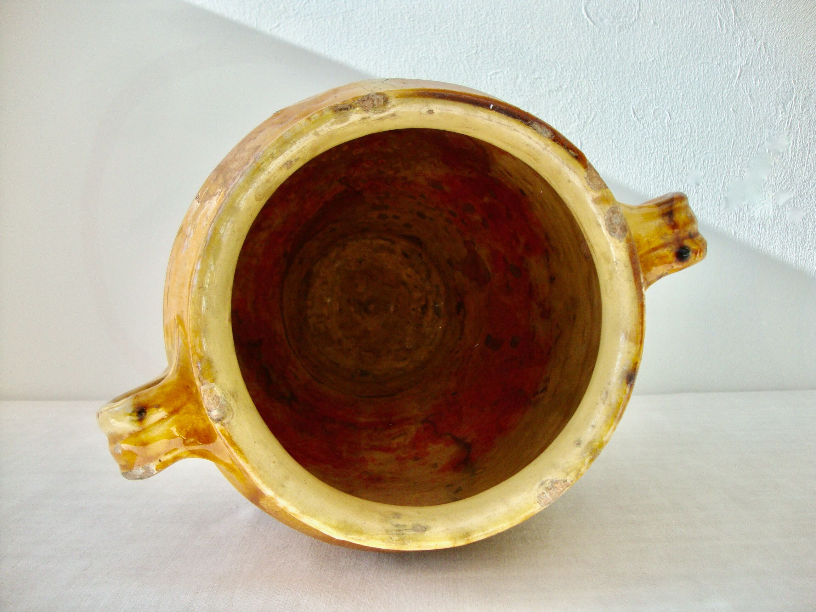 Ancient pot or Provencal jar