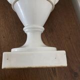 XXL white lion head neo-classical amphora vase from the Empire Consulate.