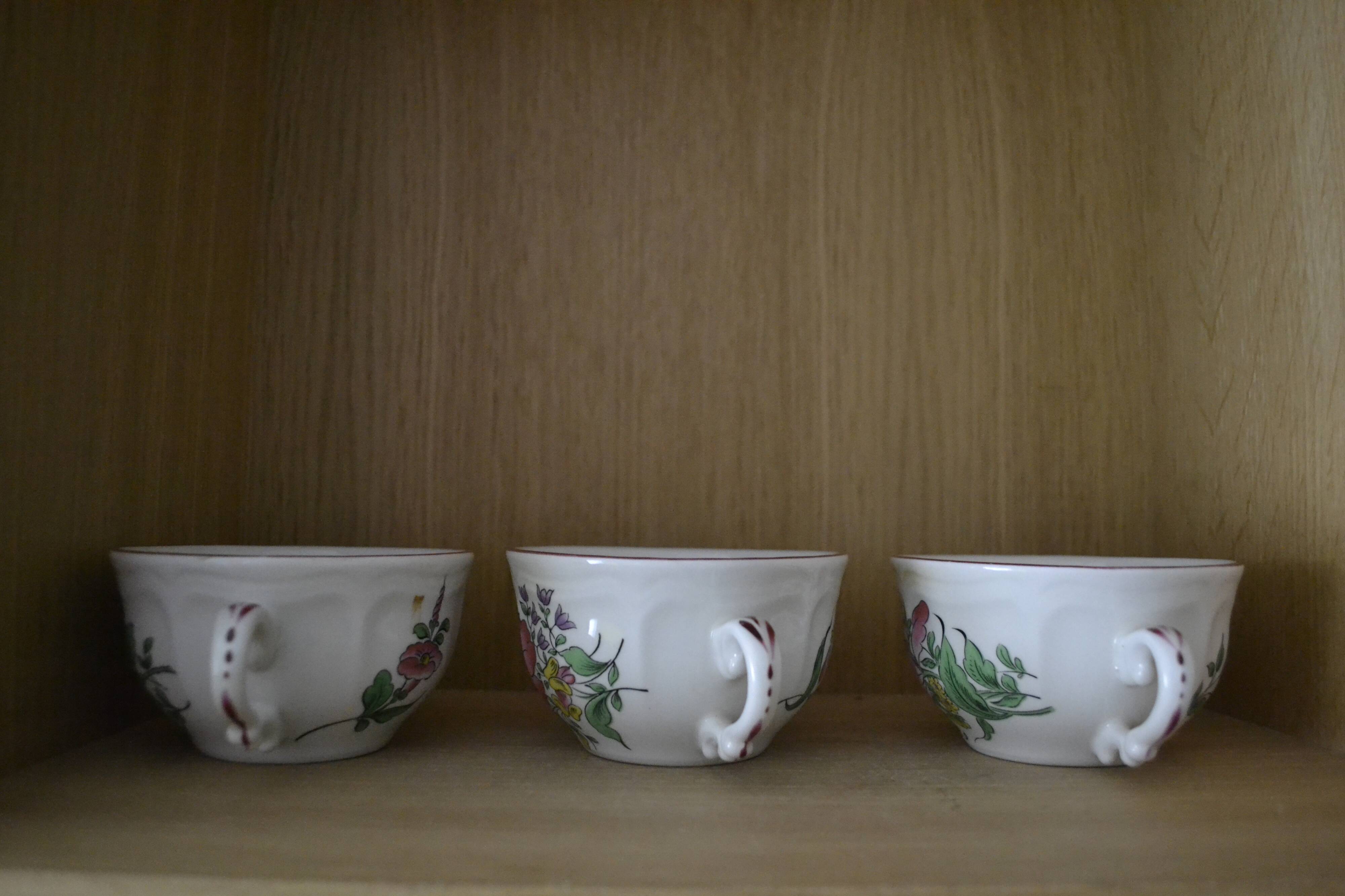 Set of 3 cups Luneville