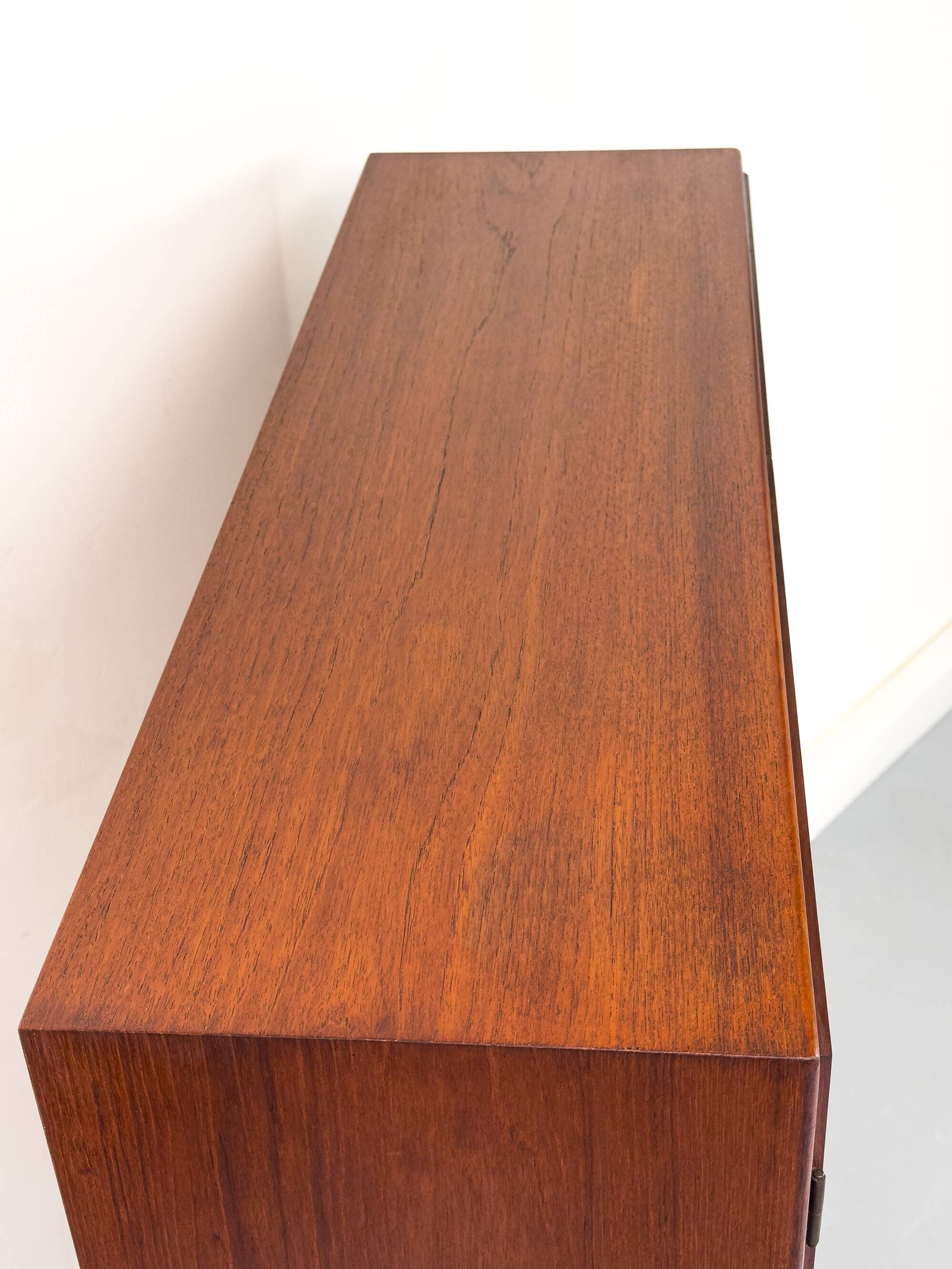 Danish Cabinet in Teak by Børge Mogensen for Søborg Møbelfabrik, 1960s