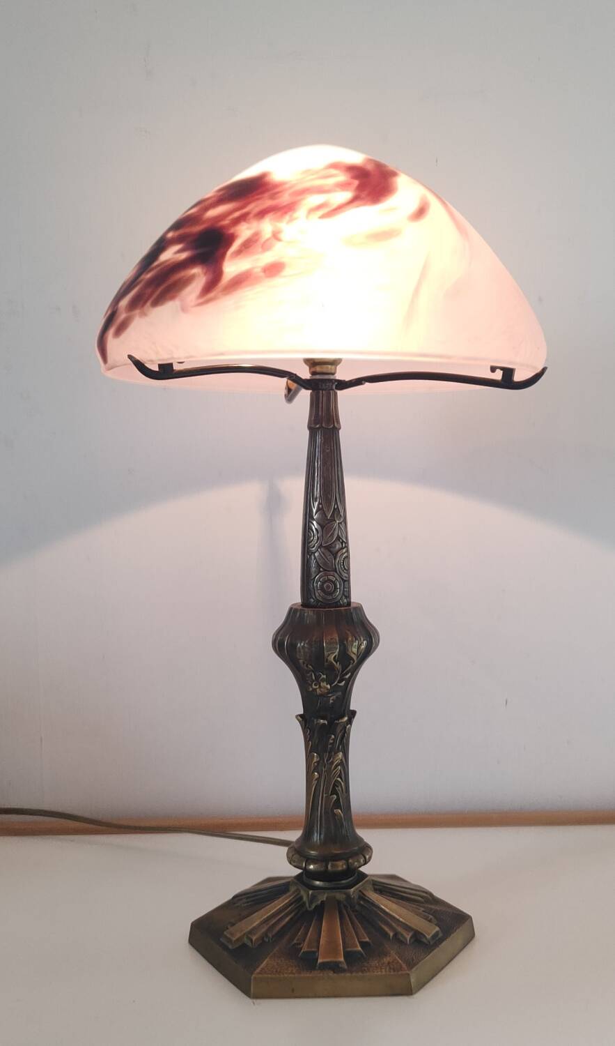 Art nouveau lamp signed Paris Stars 1950 and glass paste