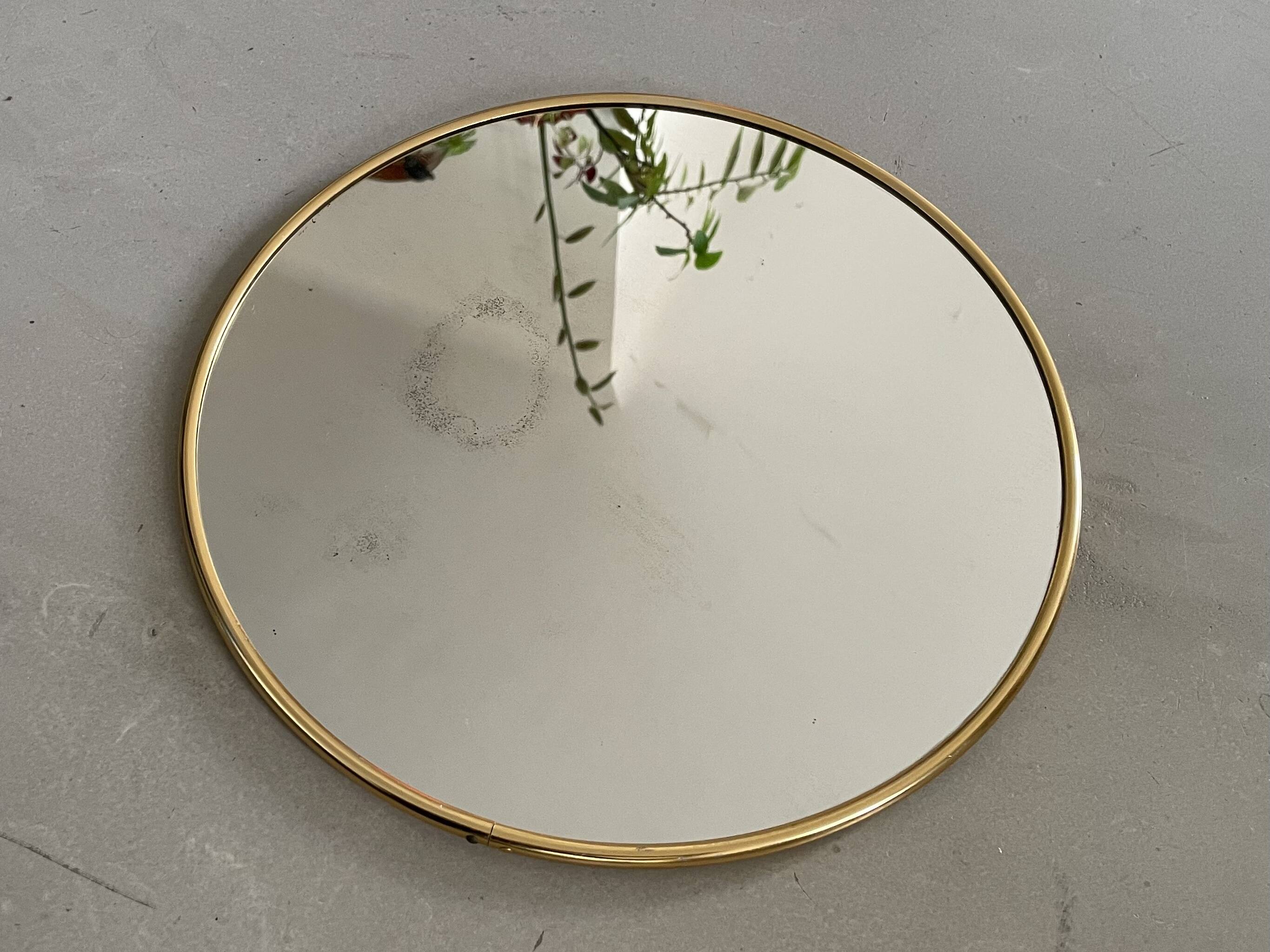 Vintage round mirror D32CM