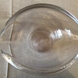 Empty pocket or ashtray crystal art glassmaker st louis in the shape of an eye