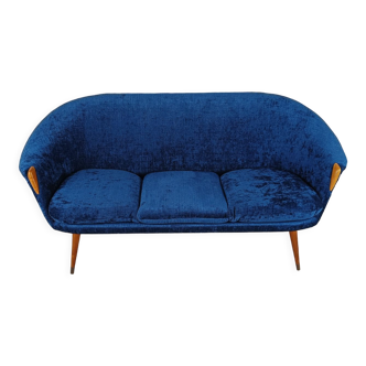Mid century sofa
